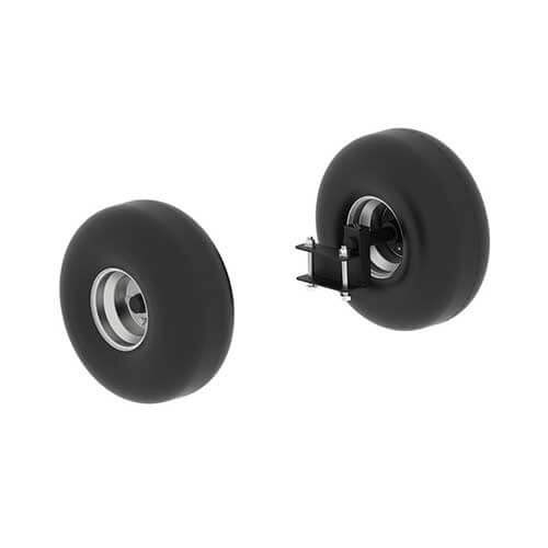 Support wheels for the Iron Baltic soil leveling roller