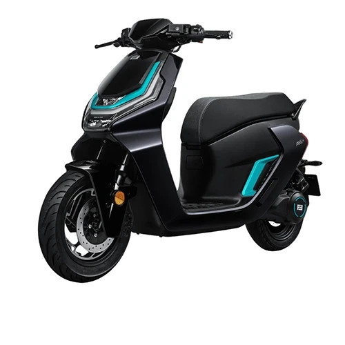 CFMOTO ZEEHO AE6+ cu 2 Baterii Liquid Black L3e '24