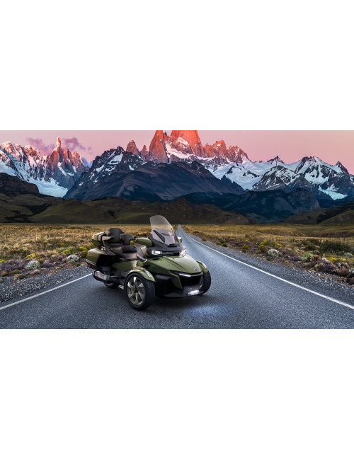 CAN-AM Spyder RT Sea-to-Sky Edition