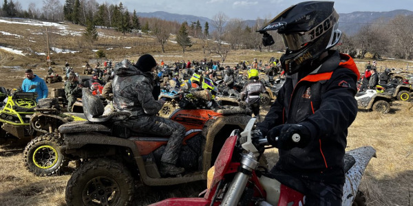 CFMOTO, la joaca cu prietenii la Buzau!